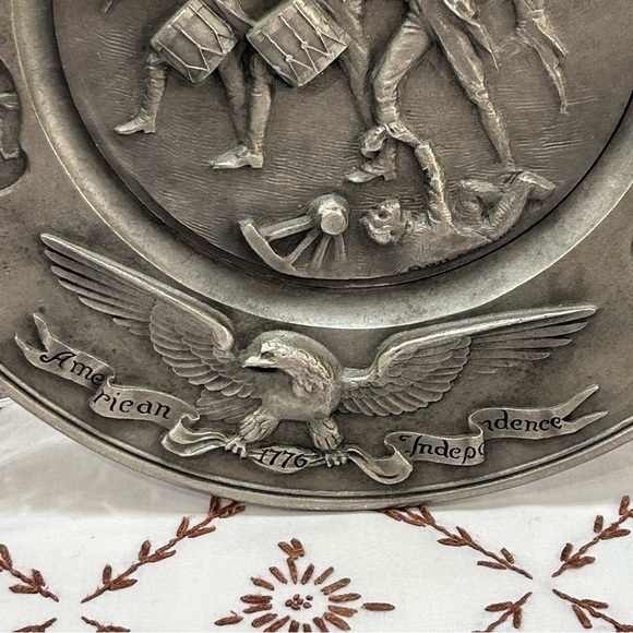 Vintage Pewter Plate American 1776 Declaration of Independence 9" by Hudson - Picture 3 of 9